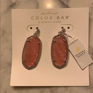 Kendra Scott drop earrings